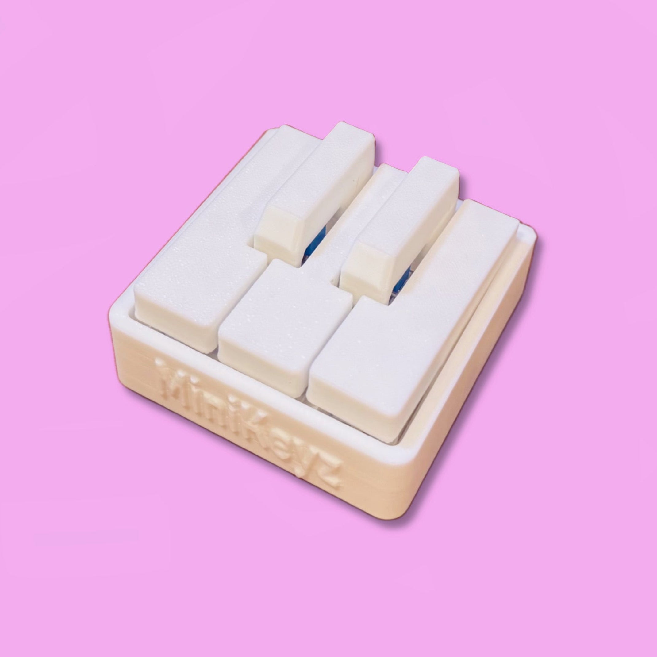 Pearl White